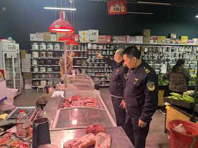 襄陽市市場監(jiān)督管理局 強(qiáng)化食用農(nóng)產(chǎn)品批發(fā)監(jiān)管 守護(hù)百姓“菜籃子”安全